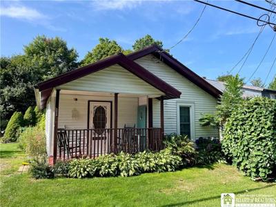 32 & 32 1/2 Liberty Street