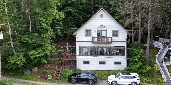 219 Fire Lane 16