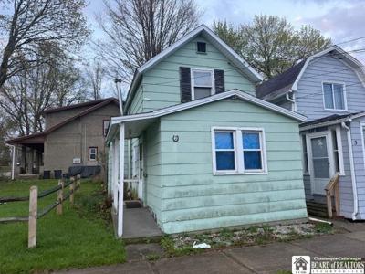 2 W Lake Street