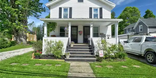 Image 2: Front of home