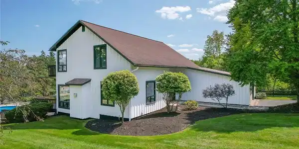 2502 Lakewatch Lane