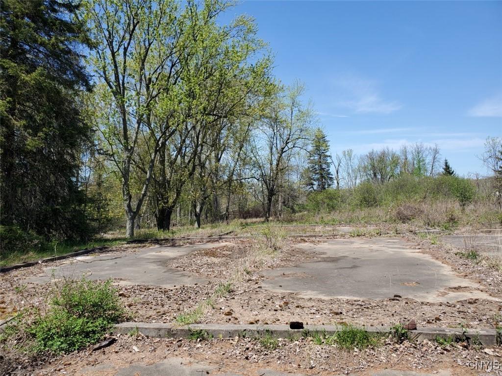 Image 2: A STARTING POINT FOR BUILDING ON THE CONCRETE PAD