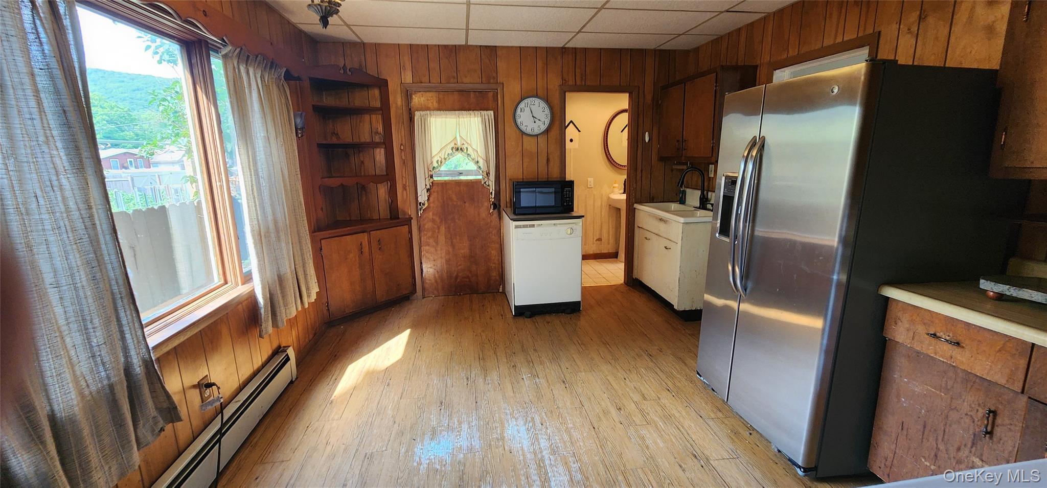 Image 3: Kitchen Image 3: Kitchen