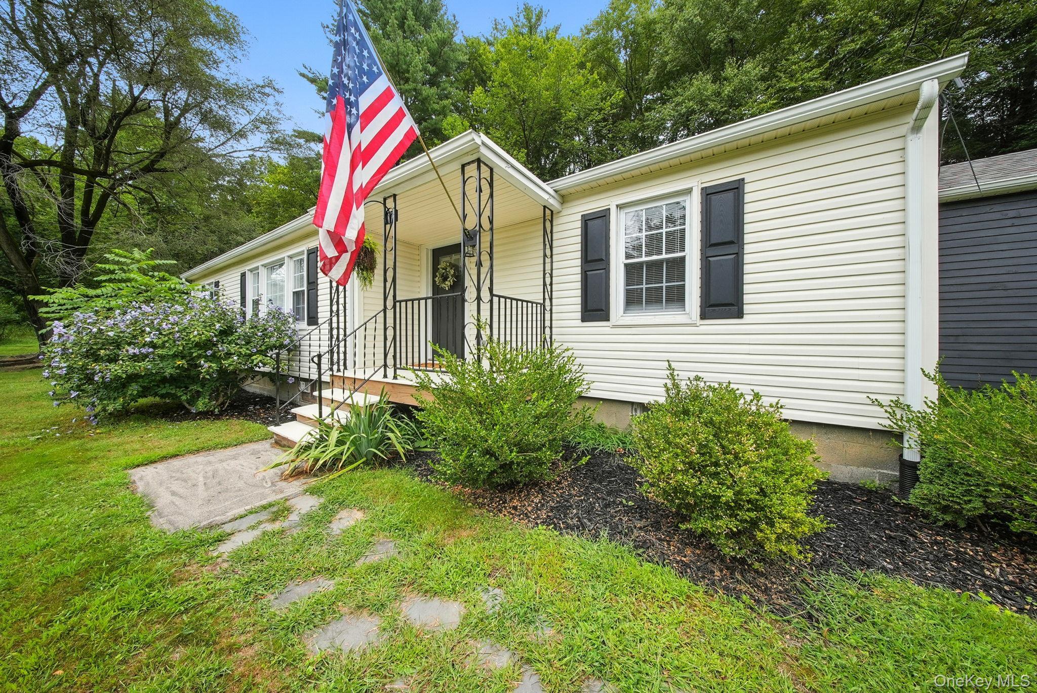 Image 2: Front of Structure