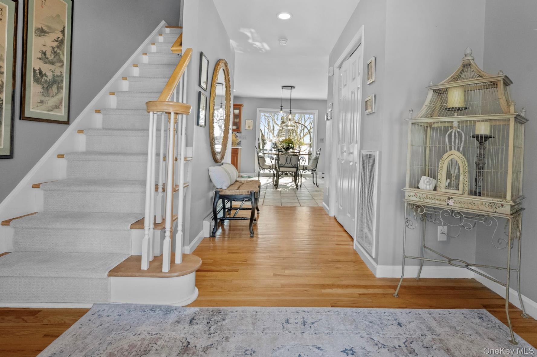 Image 2: Entrance Foyer