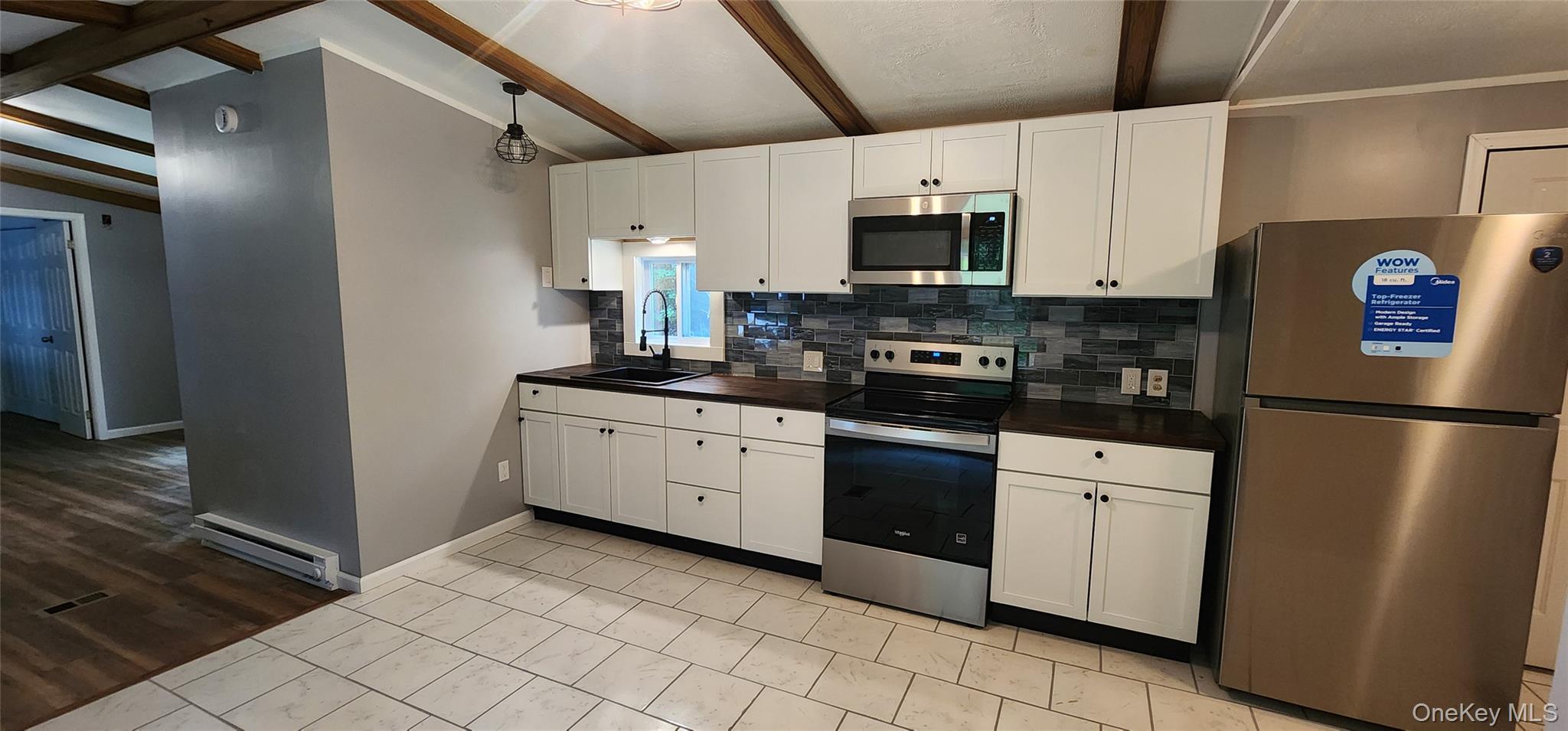 Image 3: Kitchen Image 3: Kitchen