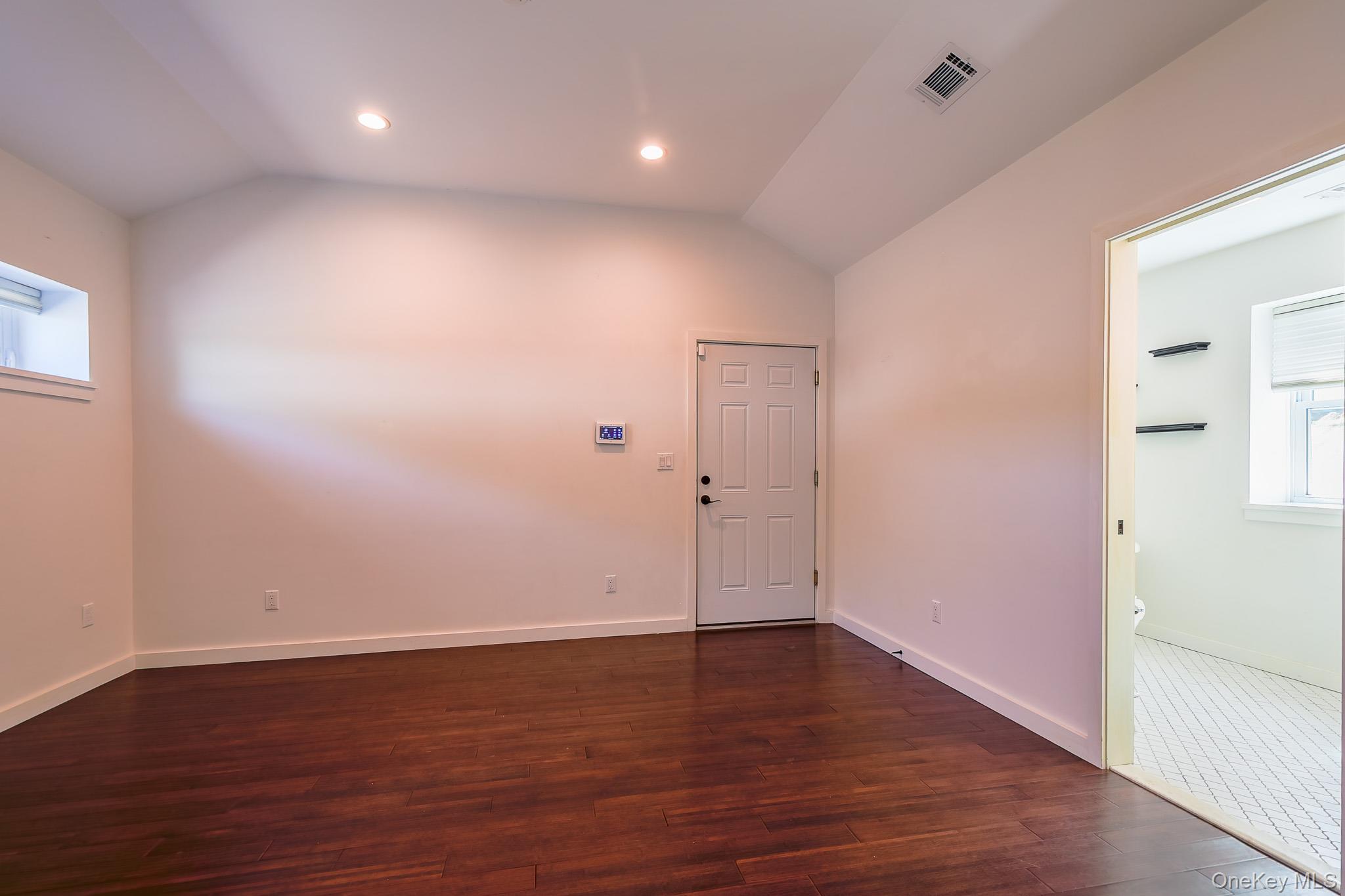 Image 3: Sitting Room Image 3: Sitting Room