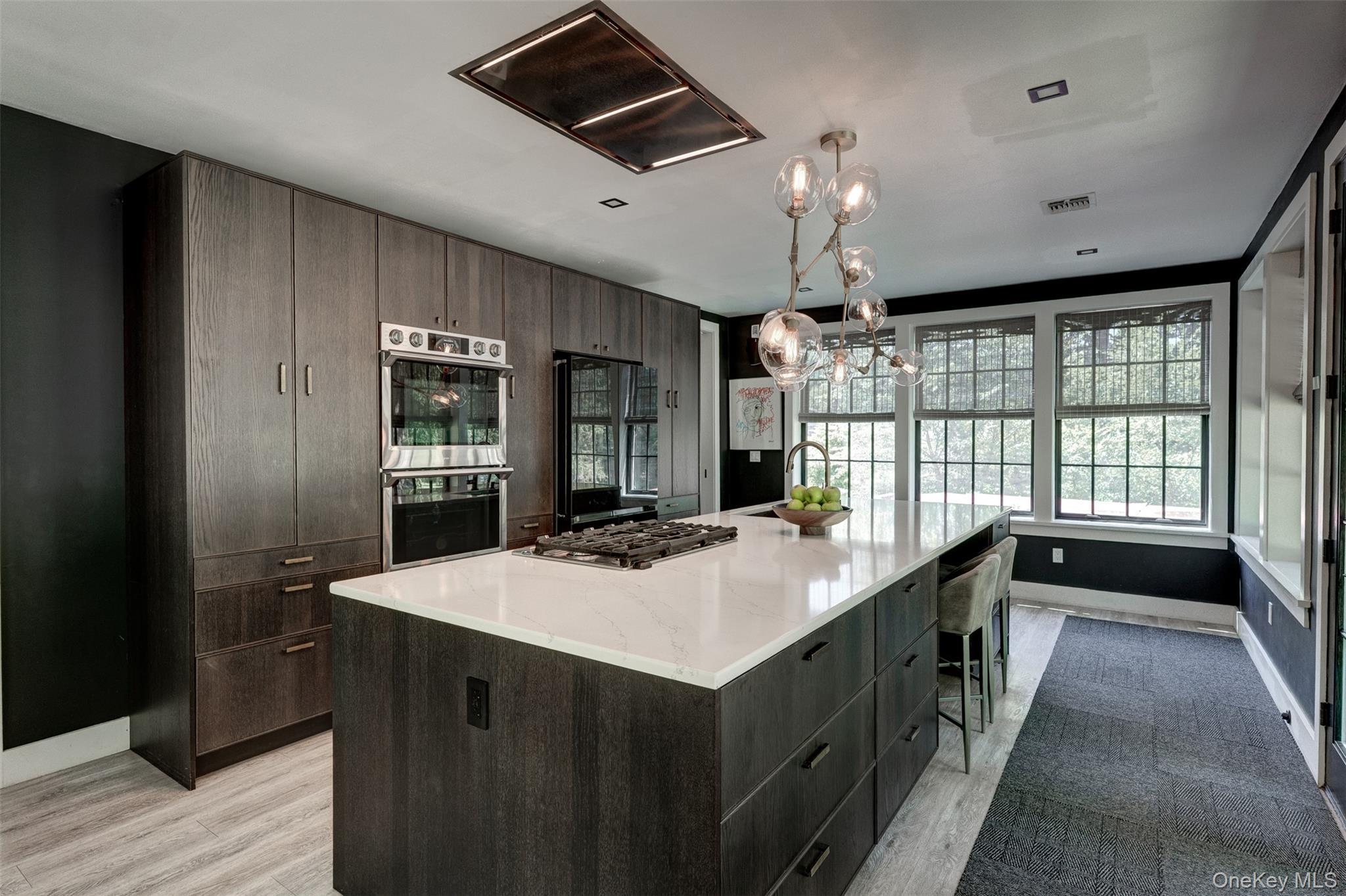 Image 3: Kitchen Image 3: Kitchen