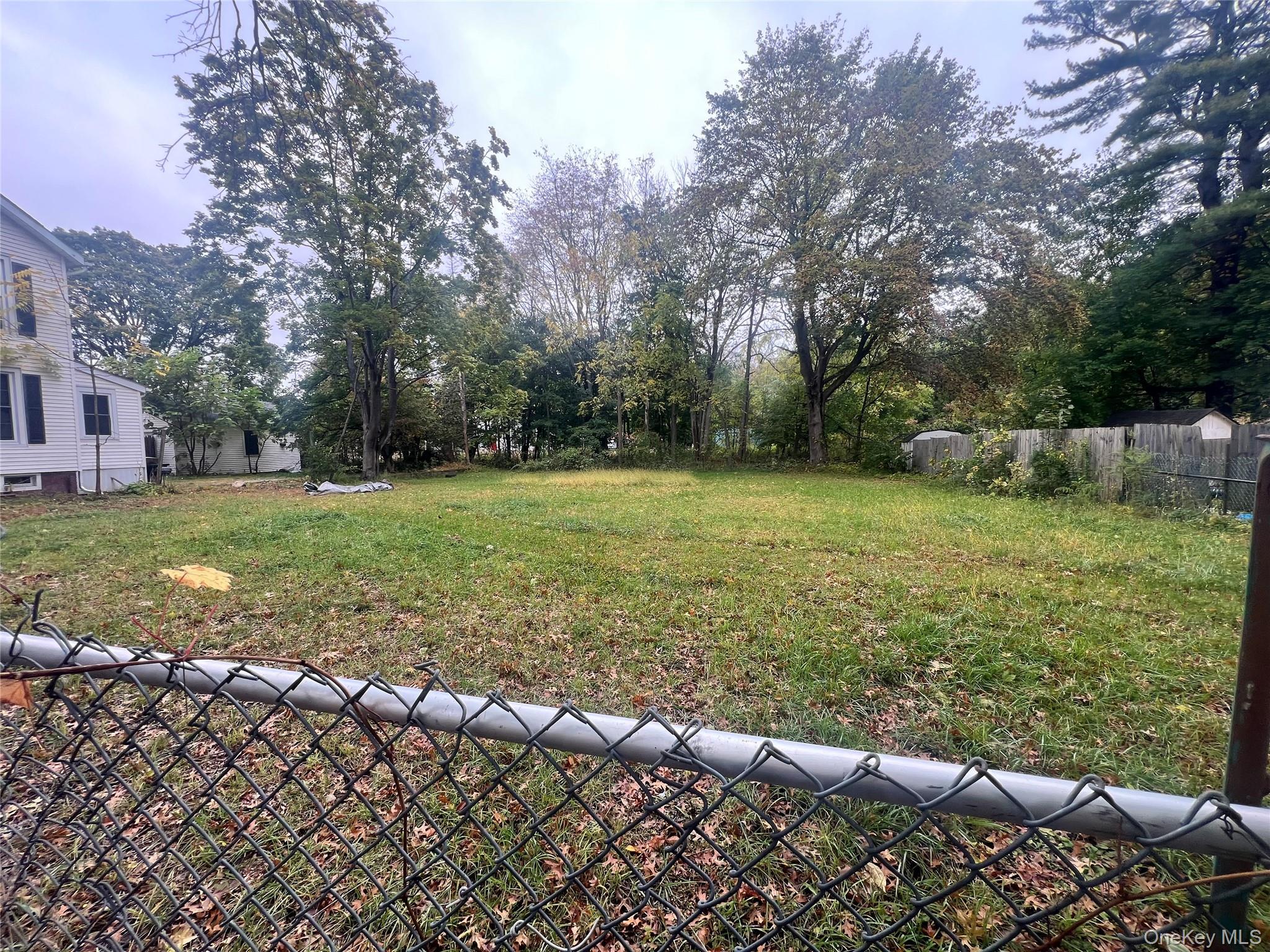 Image 4: Lot Image 4: Lot