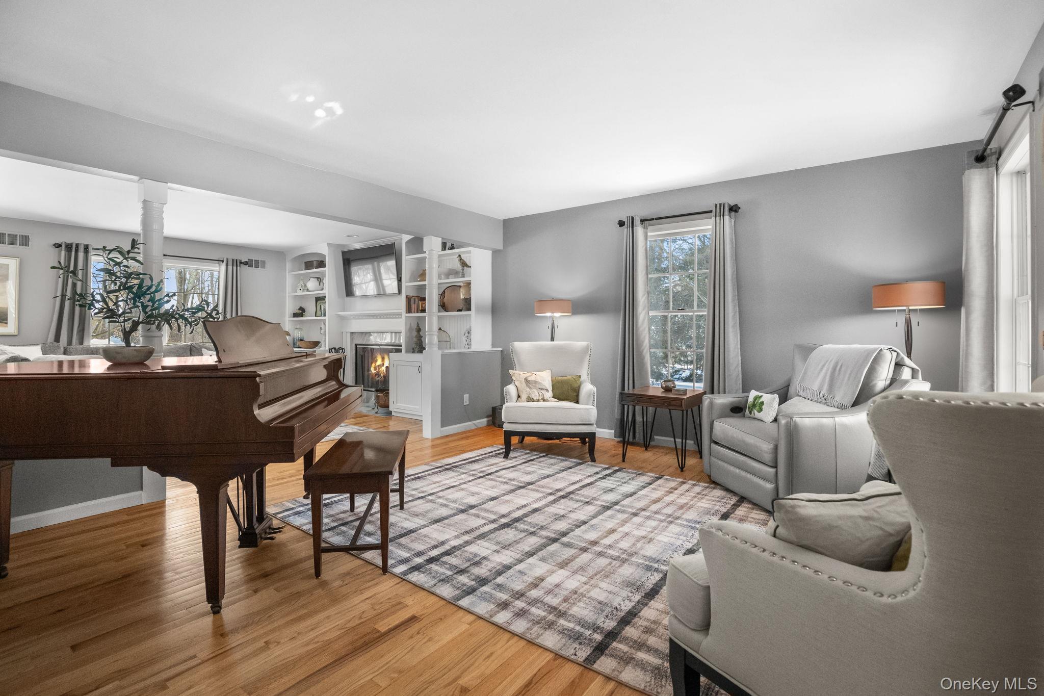Image 3: Living Room Image 3: Living Room