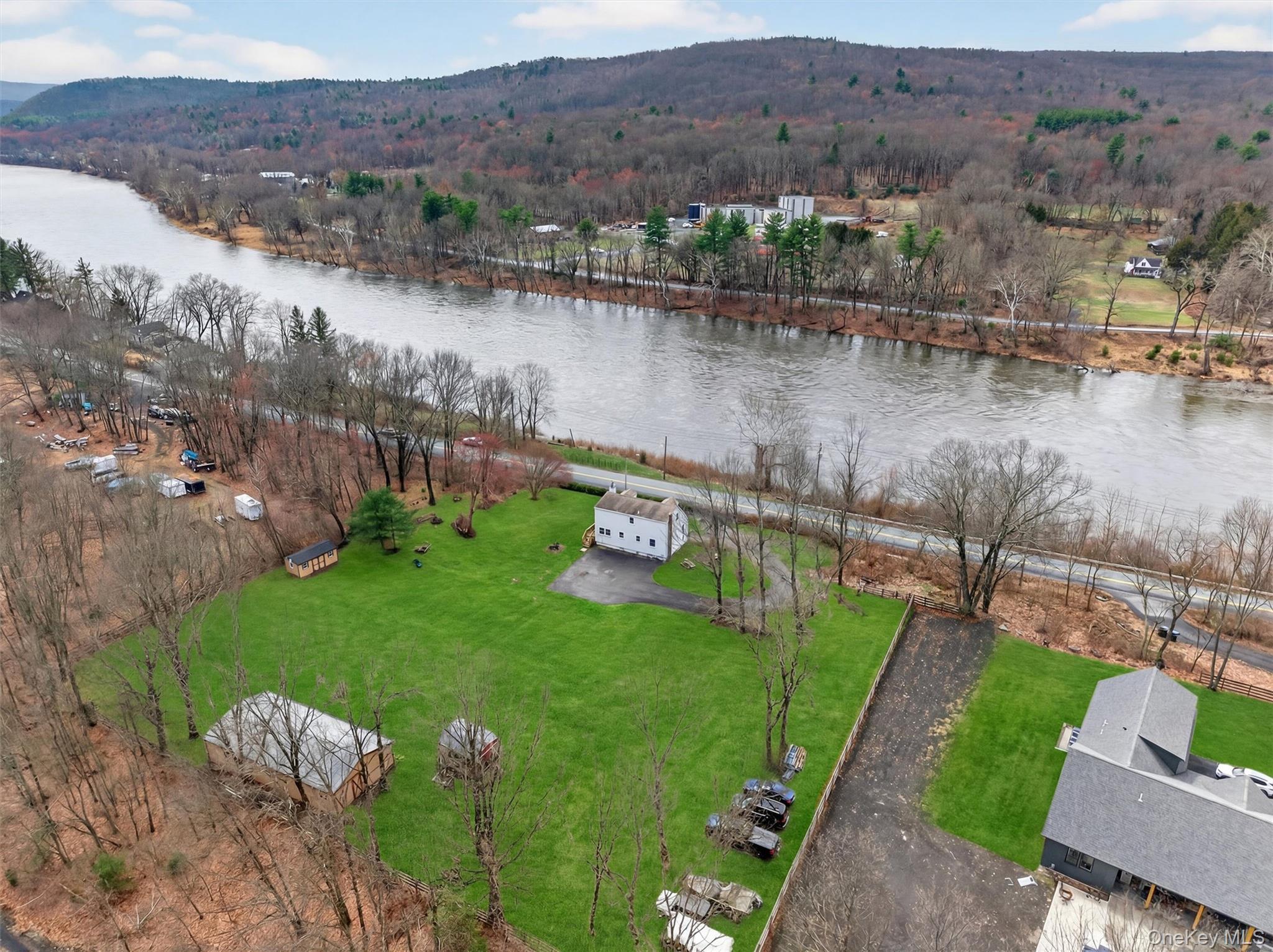 Image 1: View