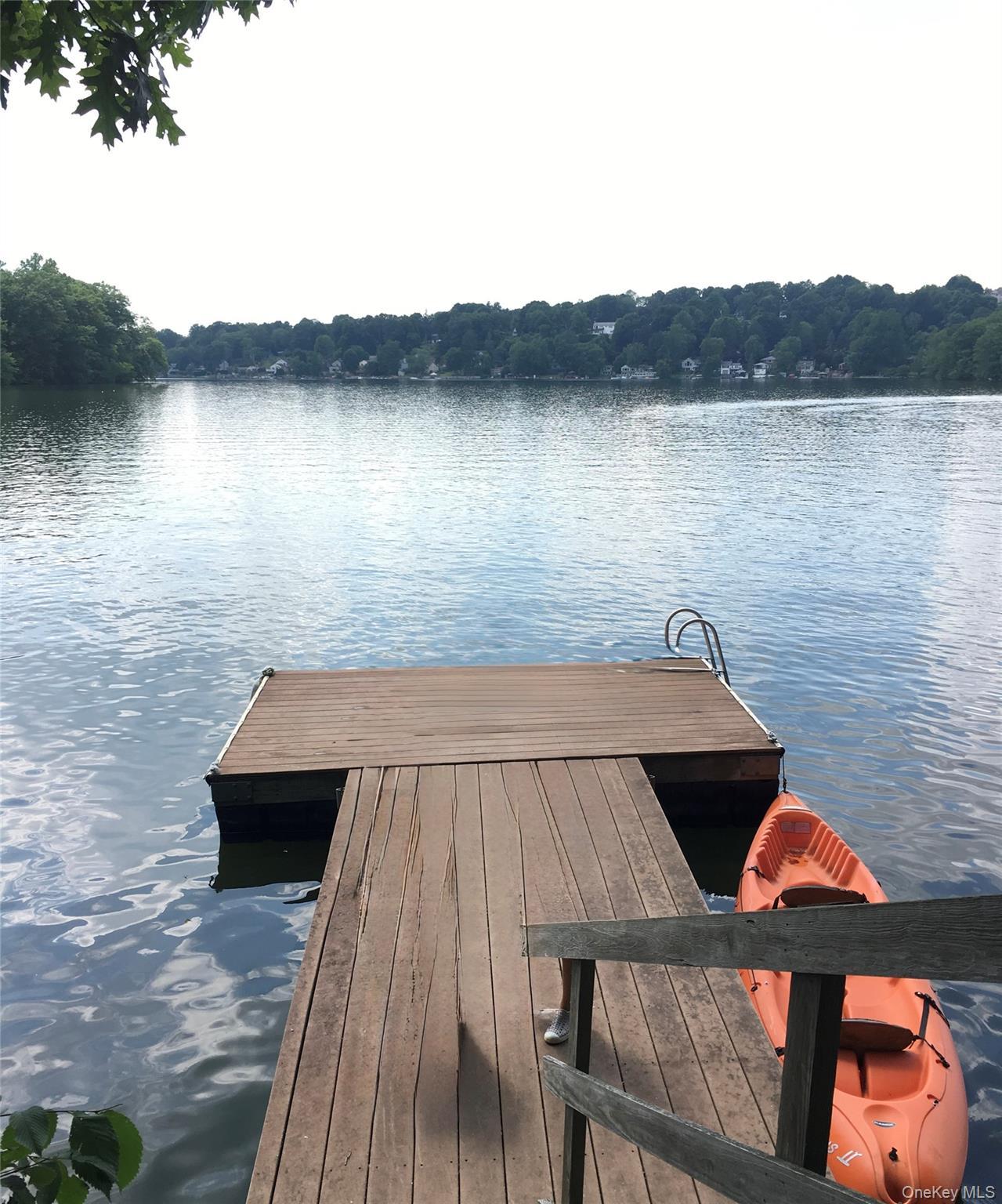 Image 2: Dock Image 2: Dock