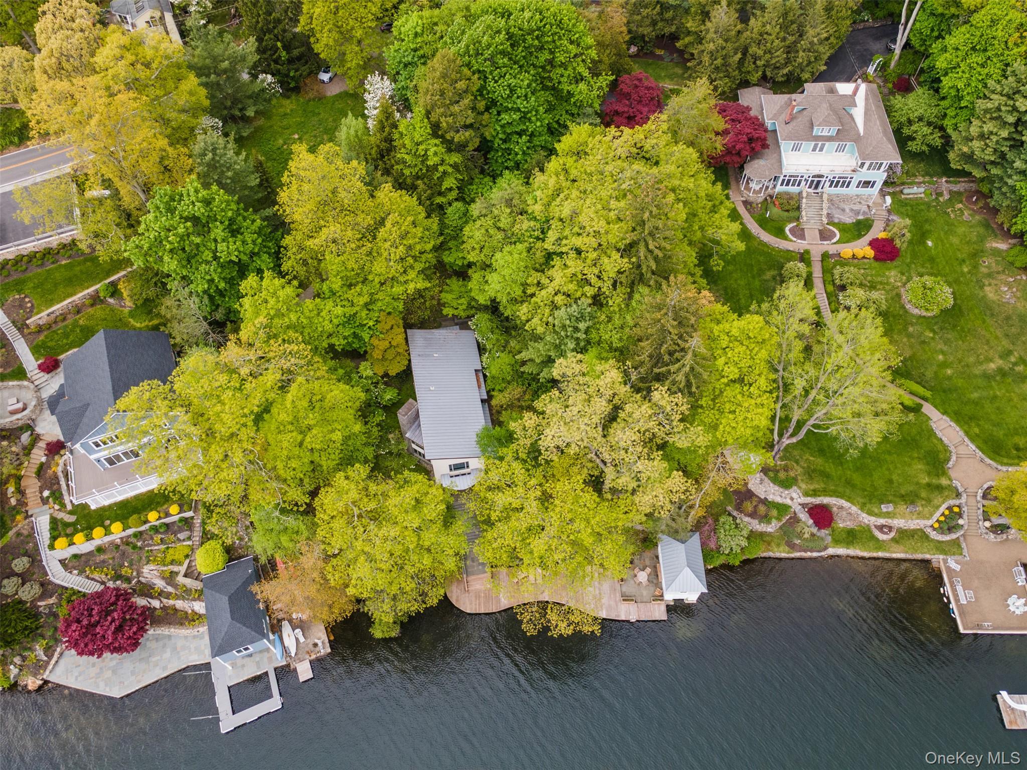 Image 4: Aerial View Image 4: Aerial View