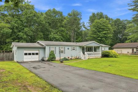 27 Delaware Drive
