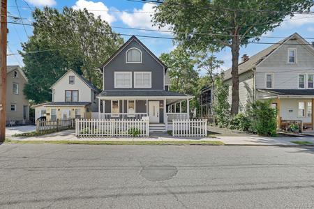 33 Seward Avenue