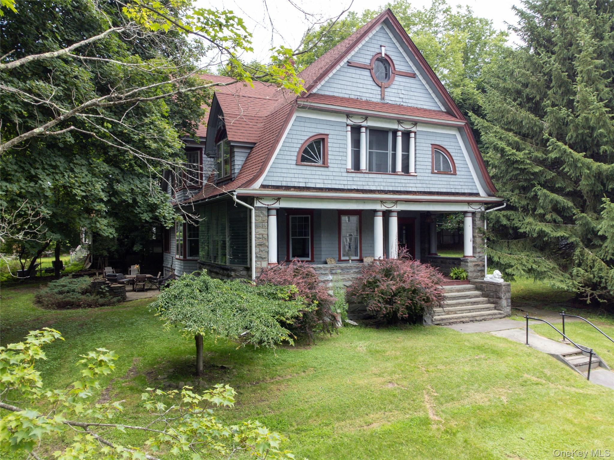 Image 1: Front of Structure