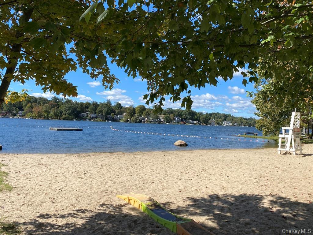 Image 1: Lake Image 1: Lake