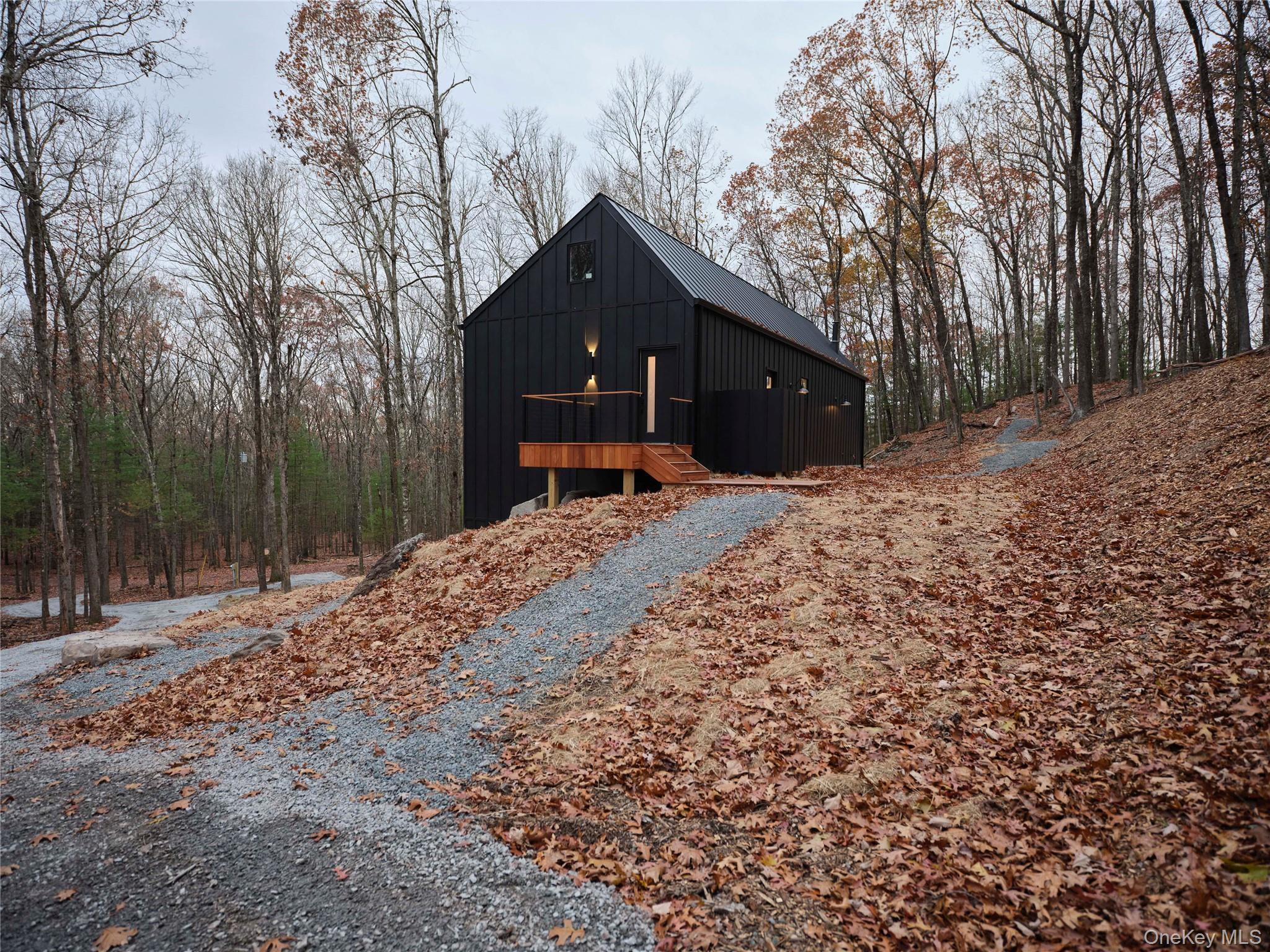 Image 2: Side of Structure