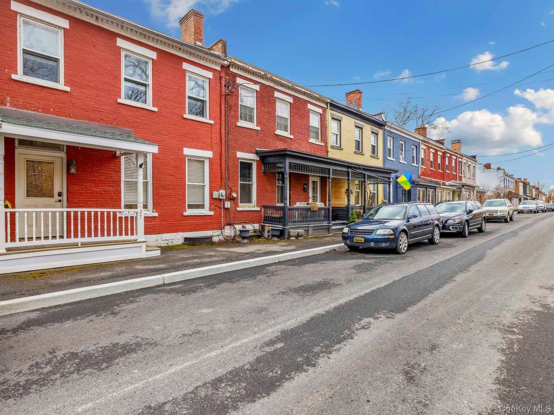 Image 2: Front of Structure