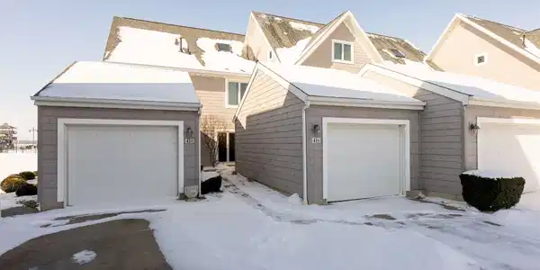 416 HARBOR POINTE
