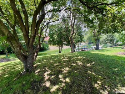 463 JUNIPER Drive