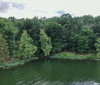 570 Mallards Landing