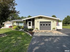 36 FOREST VIEW Road