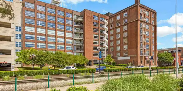 401 SW-WATER Street