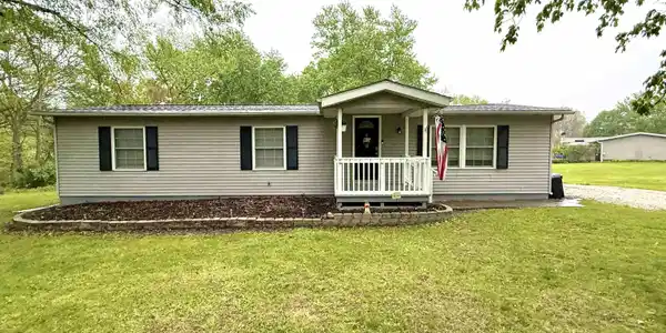 481 GREENBRIAR Court
