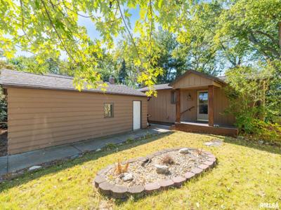 1141 SUNSET Drive