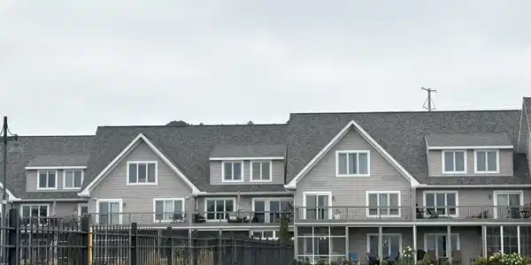 514 HARBOR POINTE Drive