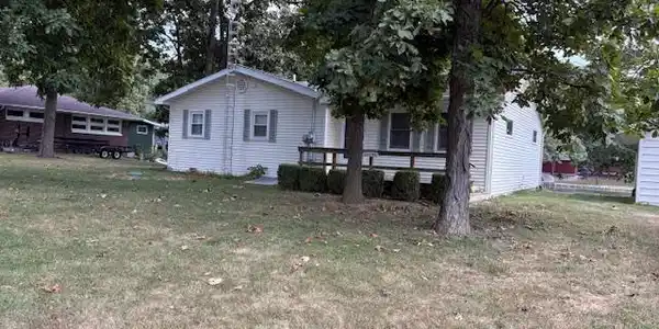 30284 WOODLAND Lane