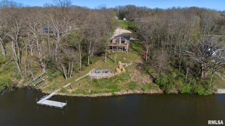 225 N SHORE Place