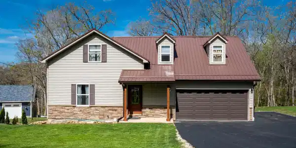 139 COTTONWOOD Court