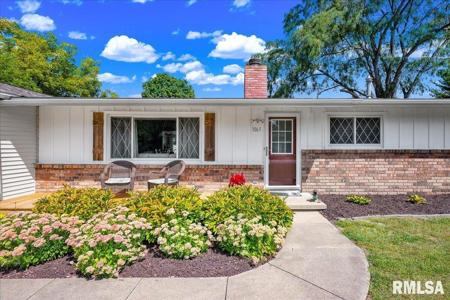 1065 LAKEVIEW Road South