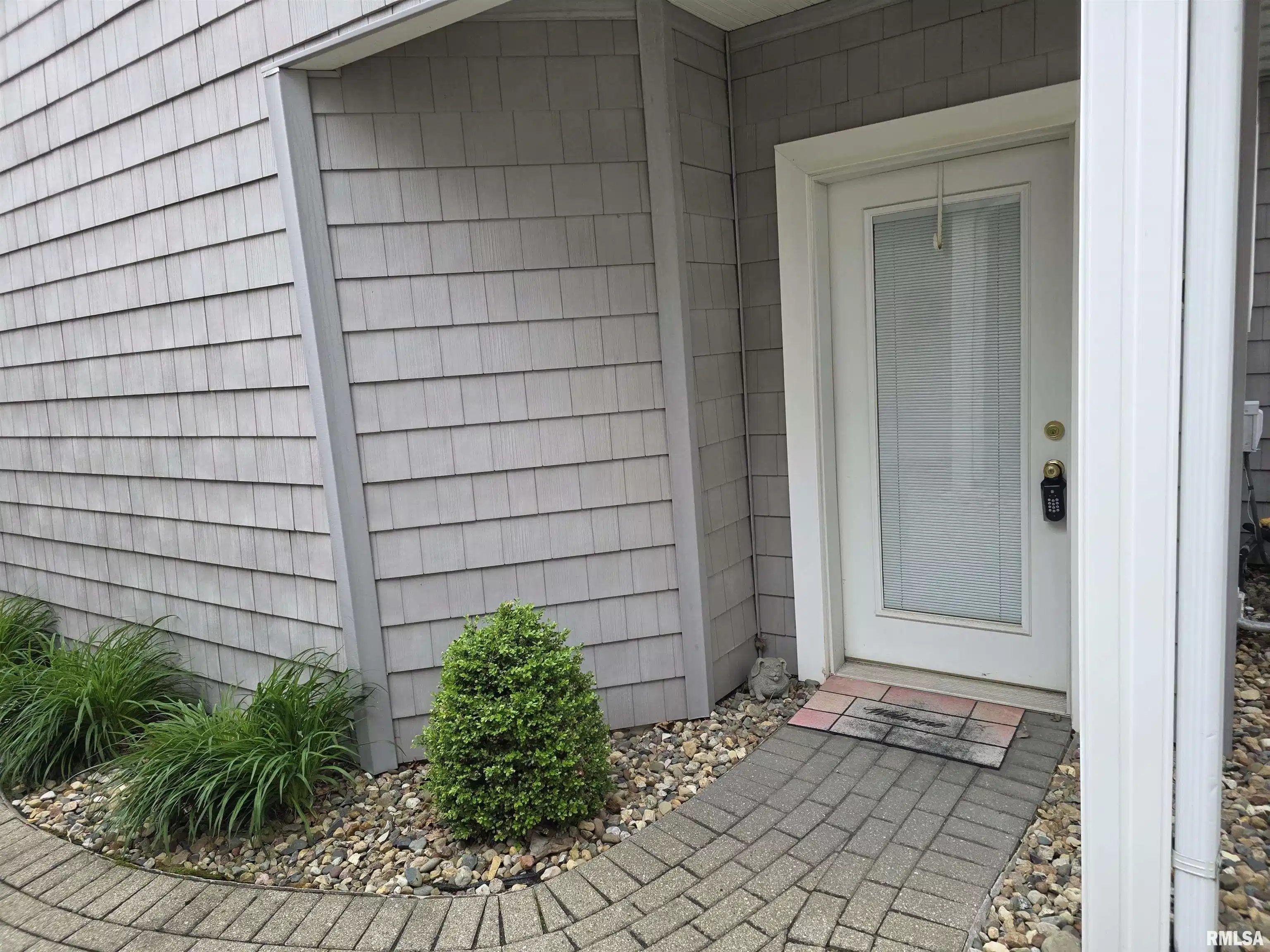 Image 1 Image 1