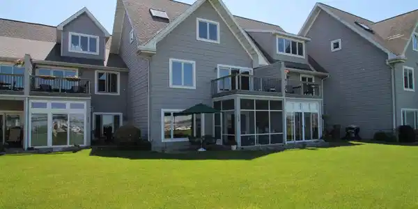 304 HARBOR POINTE