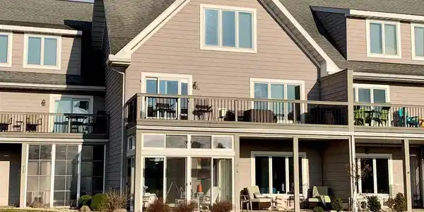 526 HARBOR POINTE