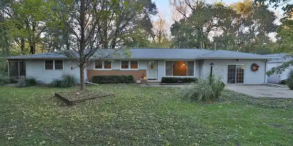 149 W LAZY Lane