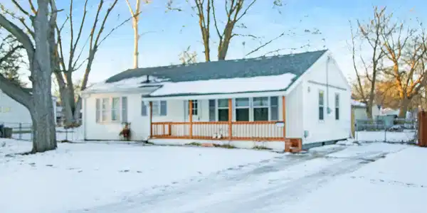 1611 E MELAIK Court