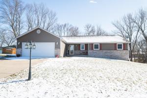 10304 W LAKE CAMELOT Drive