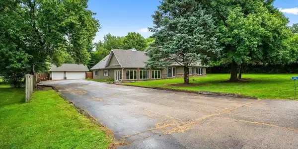 66 S RIVERVIEW Drive