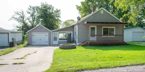 12130 N RIVERVIEW