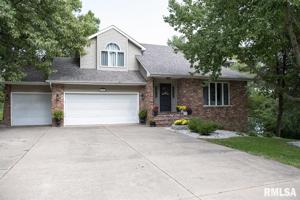 9519 W LAKE LANCELOT