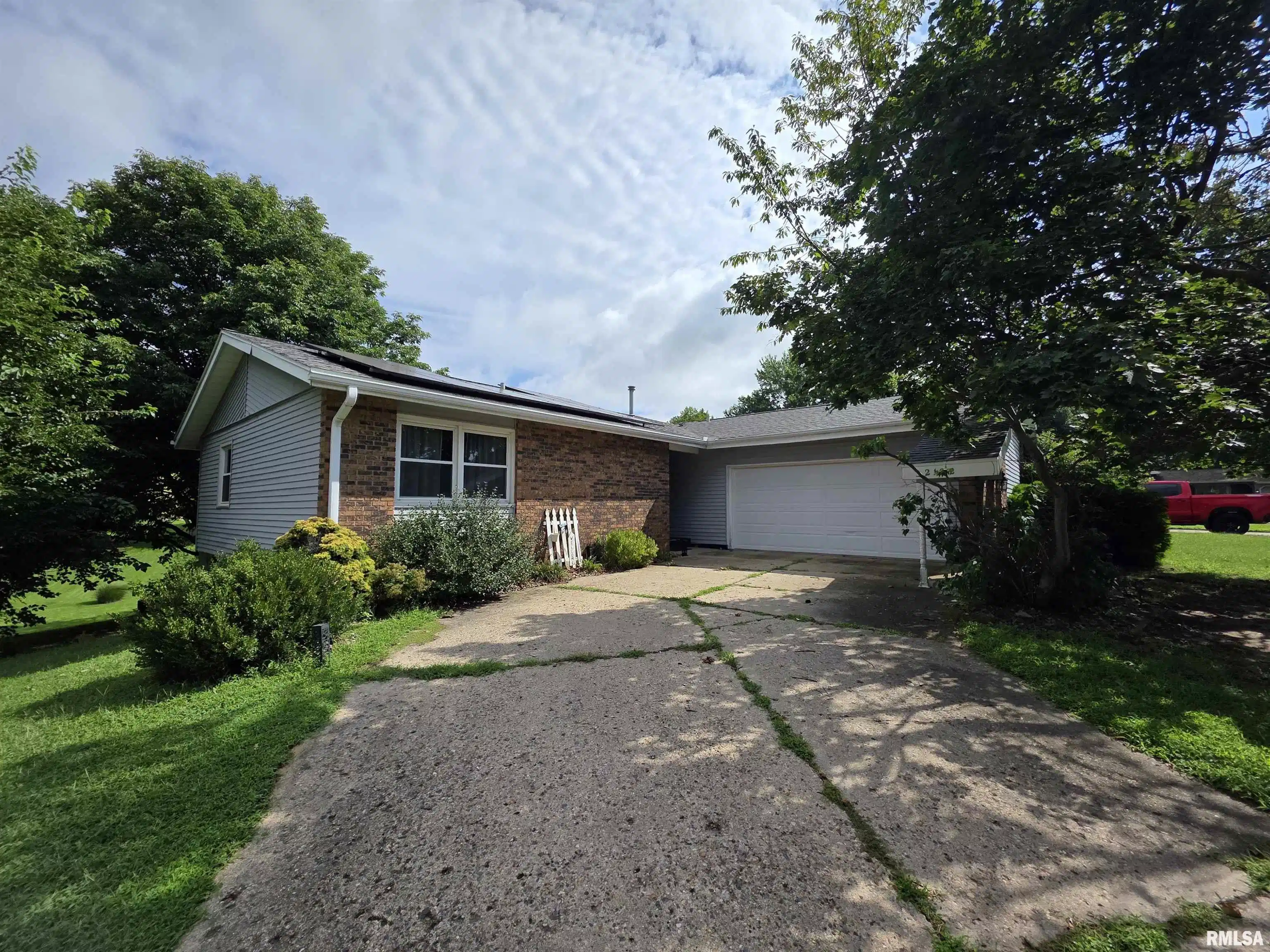 Image 1 Image 1