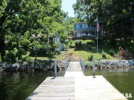 275 S LAKESHORE Drive