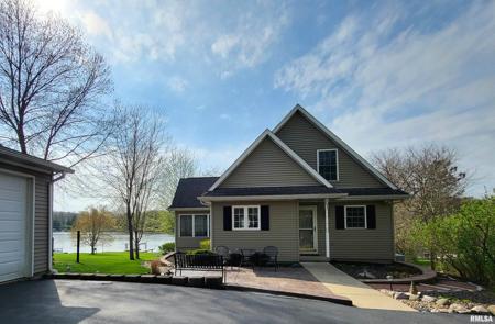 132 LAKECREST Place