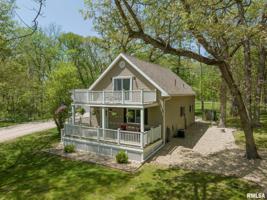 140 LAKESIDE Place