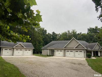 4110 LAKESHORE Drive
