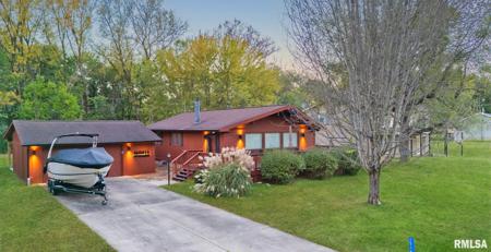 1516 LAKEVIEW Road North